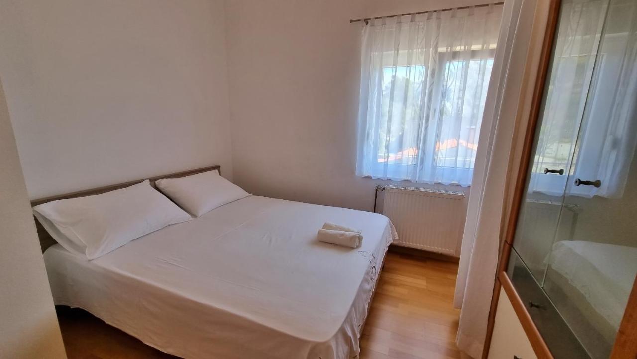 Apartments Stare Duce 6 Omiš Buitenkant foto
