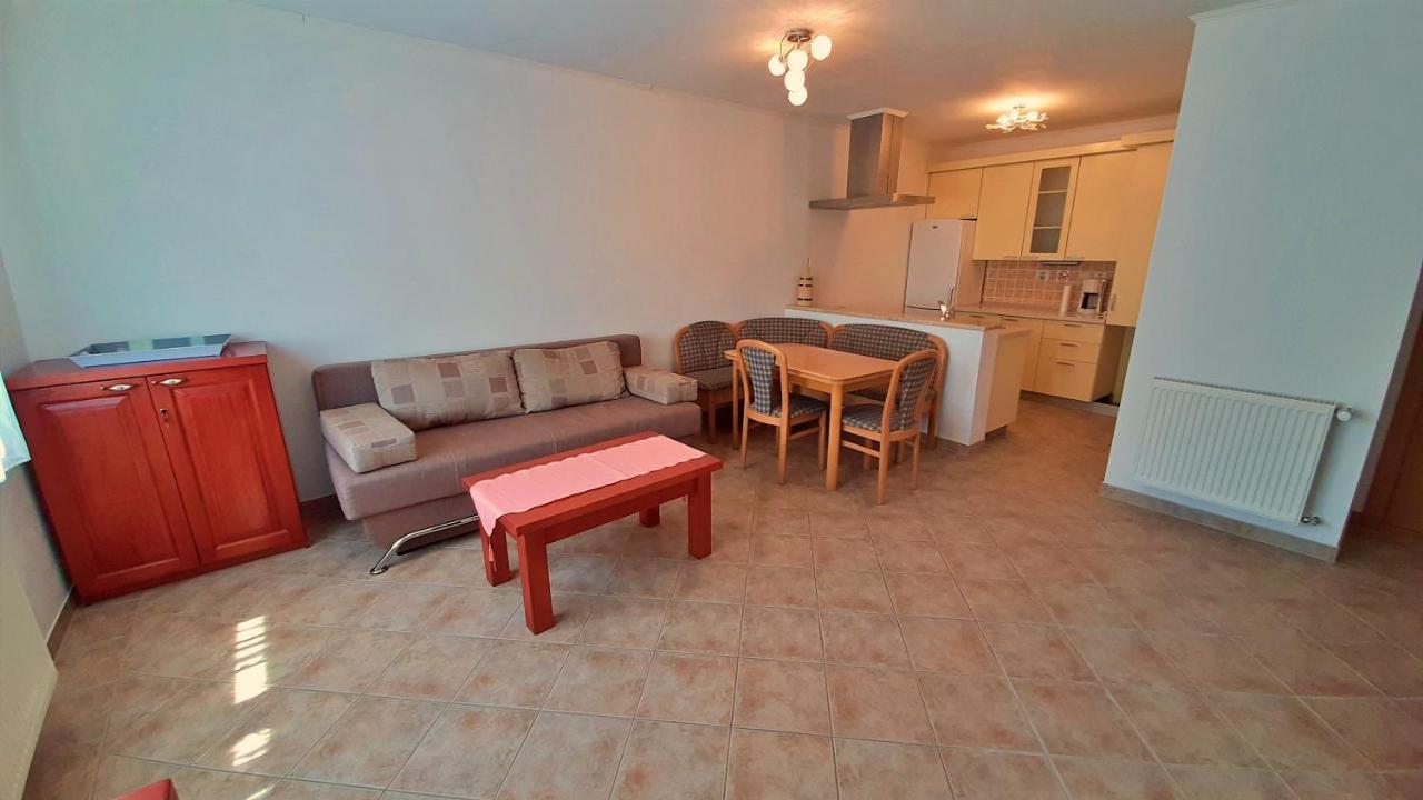 Apartments Stare Duce 6 Omiš Buitenkant foto