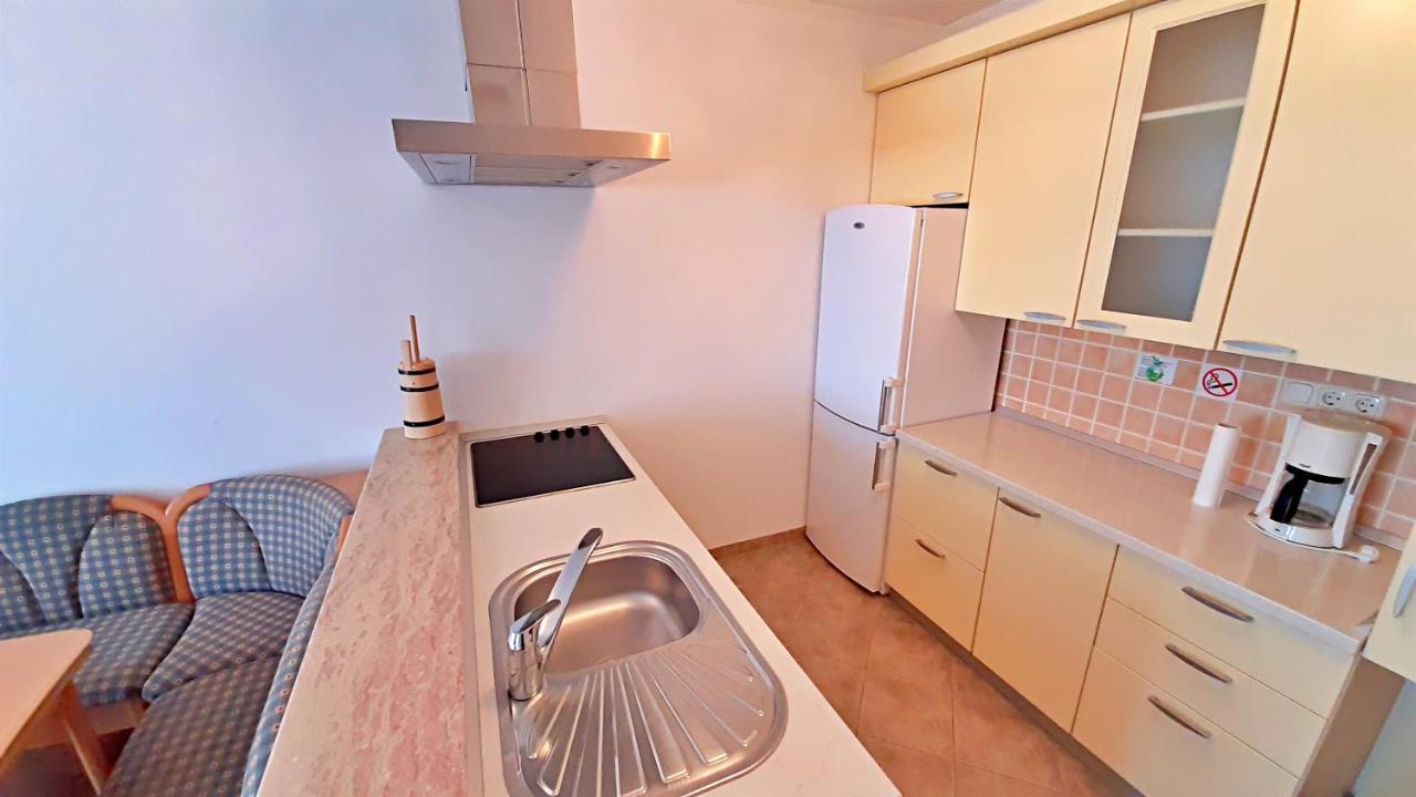 Apartments Stare Duce 6 Omiš Buitenkant foto